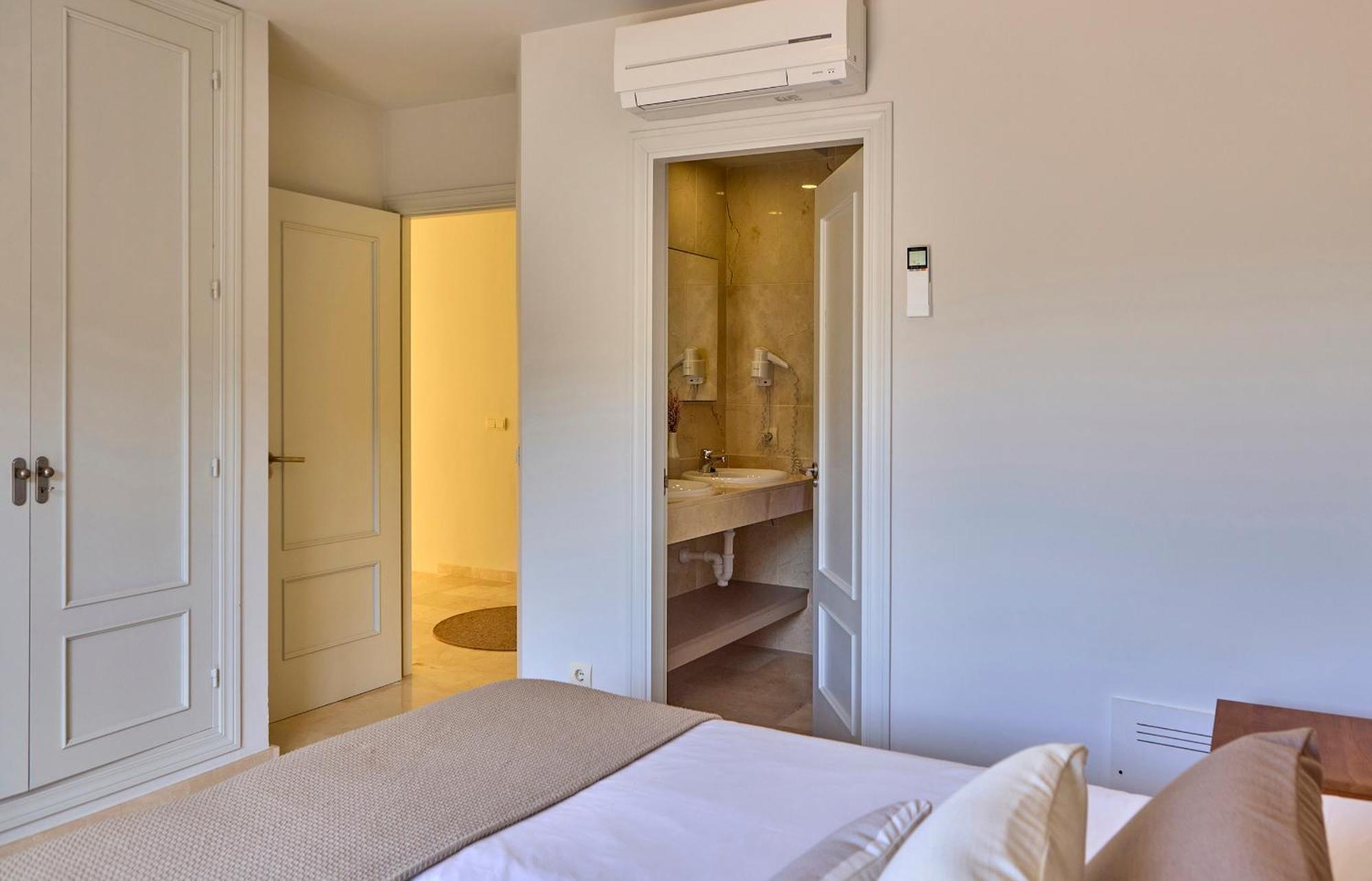 Universal Aquamarin Beach Houses Andraitx Bagian luar foto